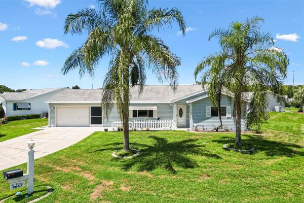 Property Slideshow image 2 of 43 | 9667 se 173rd ln, Summerfield, FL, 34491