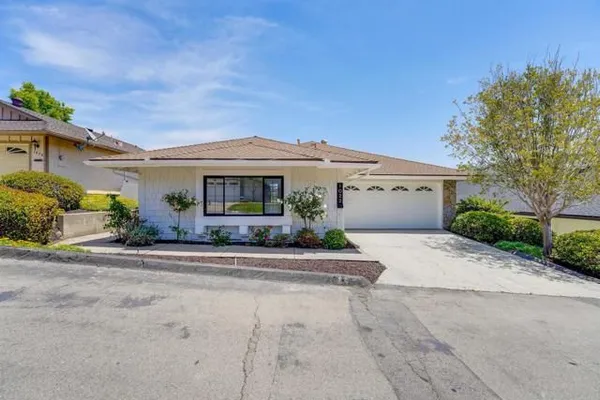 Property Slideshow image 3 of 75 | 1022 la casa dr, San Marcos, CA, 92078