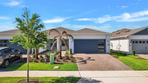 Property Slideshow image 2 of 37 | 15806 gem view st, Winter Garden, FL, 34787
