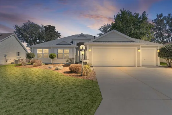 Property Slideshow image 2 of 46 | 17645 se 93rd carson ter, The Villages, FL, 32162