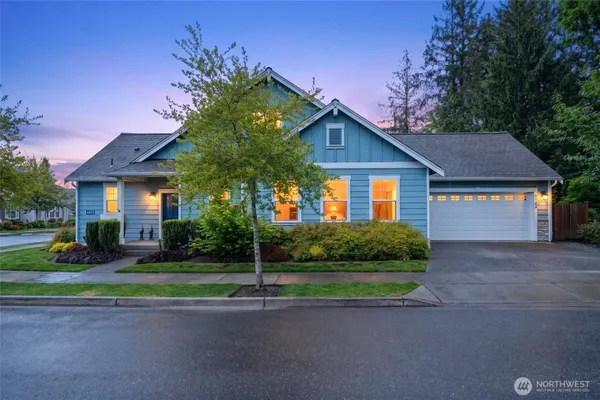 Property Slideshow image 2 of 34 | 4843 shelby pl, Mount Vernon, WA, 98274