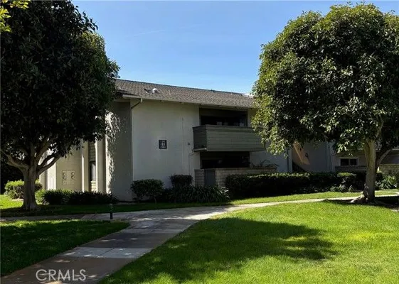 Property Slideshow image 2 of 46 | 8777 coral springs ct 11h, Huntington Beach, CA, 92646