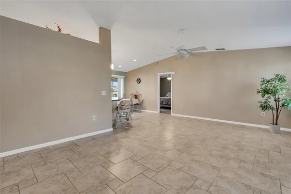 Property Slideshow image 3 of 26 | 3173 sand trap ct, Lakeland, FL, 33810