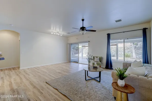 Property Slideshow image 2 of 38 | 7625 e rabbit brush ln, Prescott Valley, AZ, 86315