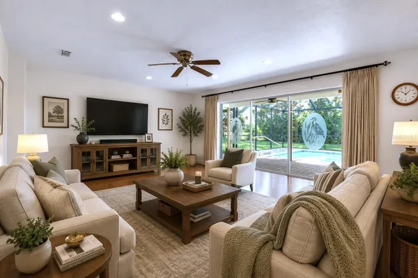 Property Slideshow image 3 of 50 | 5012 palm aire dr, Sarasota, FL, 34243