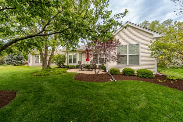 Property Slideshow image 3 of 34 | 13823 kirkland dr, Huntley, IL, 60142