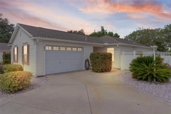 Property Slideshow image 2 of 48 | 9089 se 177th belmont pl, The Villages, FL, 32162