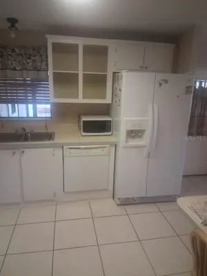 Property Slideshow image 3 of 12 | 1550 hillcrest dr, The Villages, FL, 32159