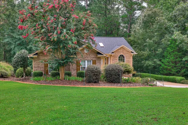 Property Slideshow image 2 of 60 | 613 heritage cv, Mccormick, SC, 29835