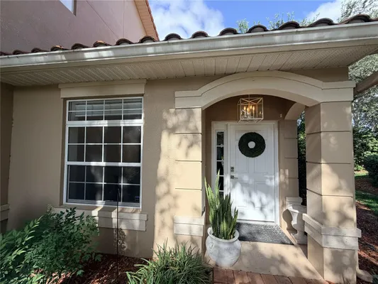 Property Slideshow image 2 of 9 | 5425 admiral way 1, Oxford, FL, 34484