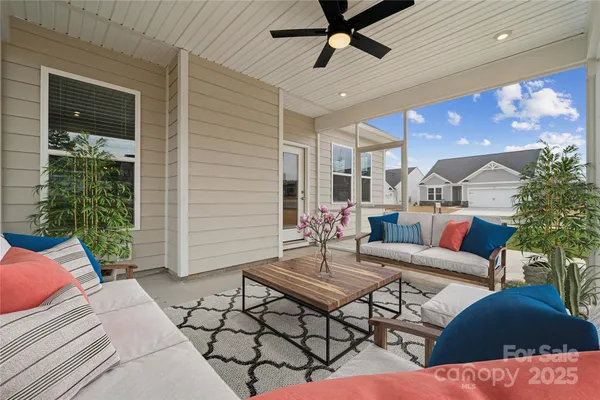 Property Slideshow image 2 of 32 | 1076 arundle rd, Sherrills Ford, NC, 28673