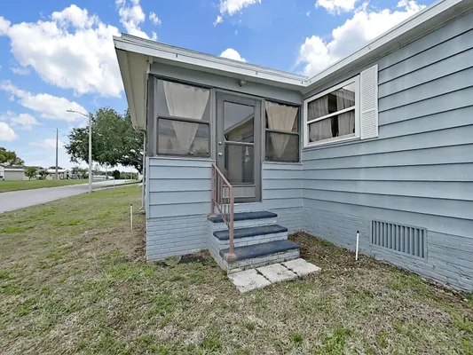 Property Slideshow image 3 of 40 | 1704 quail hill dr, Lakeland, FL, 33810