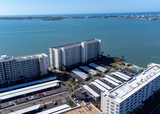 Property Slideshow image 3 of 56 | 6075 shore blvd 503, Gulfport, FL, 33707