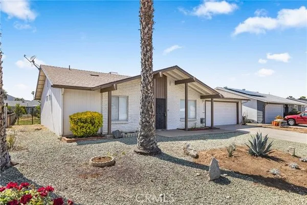 Property Slideshow image 2 of 32 | 27761 sun city blvd, Menifee, CA, 92586
