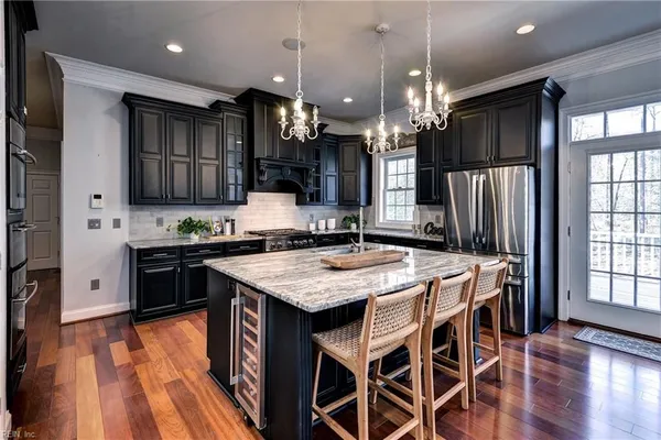 Property Slideshow image 3 of 50 | 105 mossock, Williamsburg, VA, 23188