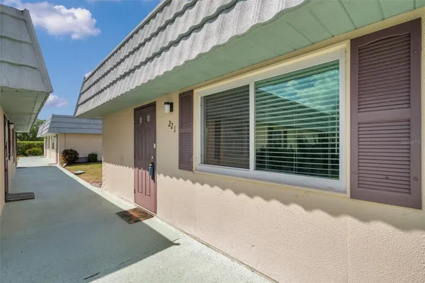 Property Slideshow image 3 of 56 | 1801 bedford ter apt 221, Sun City Center, FL, 33573
