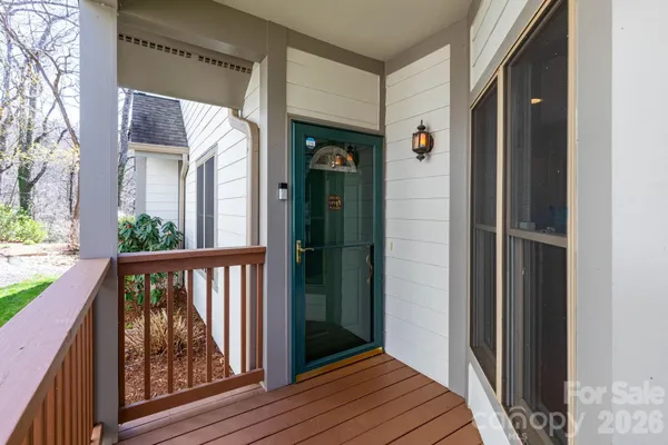 Property Slideshow image 3 of 27 | 31 little cedar ct, Asheville, NC, 28805