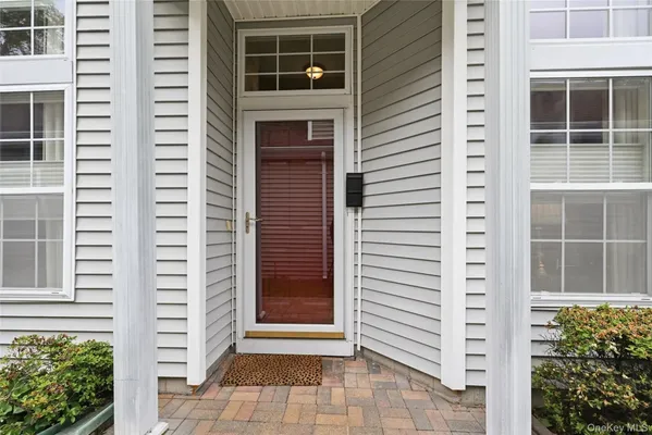 Property Slideshow image 3 of 41 | 544 leisure dr, Brookhaven, NY, 11961