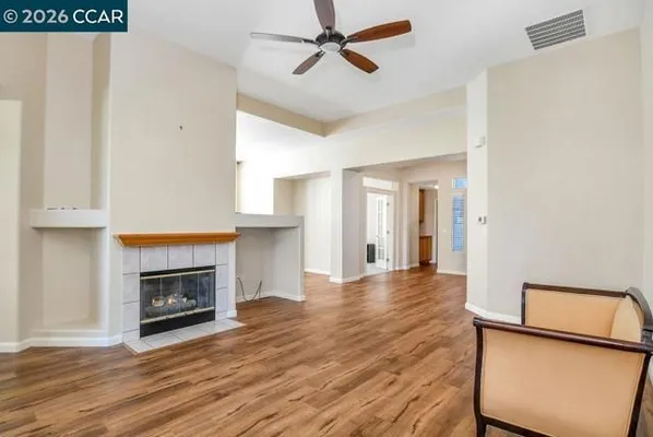 Property Slideshow image 3 of 42 | 1572 rubidoux ln, Brentwood (Cc), CA, 94513