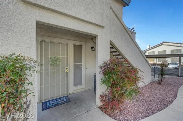Property Slideshow image 3 of 72 | 3425 e russell rd 122, Las Vegas, NV, 89120