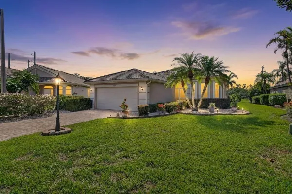 Property Slideshow image 2 of 57 | 7128 drewrys blf, Bradenton, FL, 34203