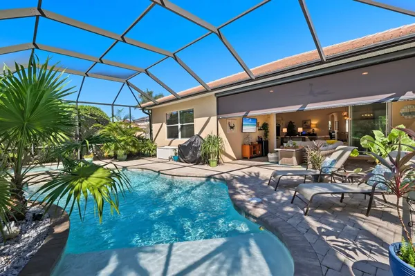 Property Slideshow image 2 of 89 | 1250 tidewater ct, Bradenton, FL, 34208