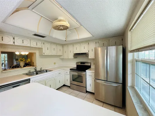 Property Slideshow image 3 of 20 | 840 virginia st 303, Dunedin, FL, 34698