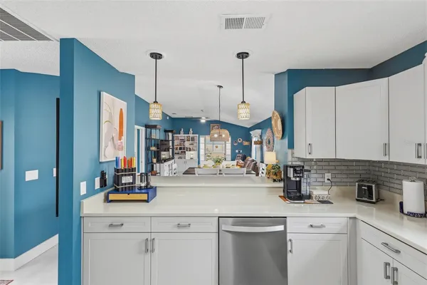 Property Slideshow image 3 of 38 | 868 oviedo rd, The Villages, FL, 32159