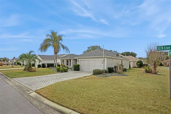 Property Slideshow image 3 of 37 | 16672 se 78th live oak ave, The Villages, FL, 32162