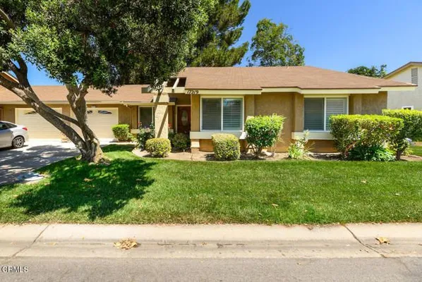 Property Slideshow image 2 of 34 | 17219 village 17, Camarillo, CA, 93012