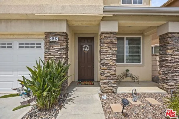 Property Slideshow image 3 of 41 | 26692 rim crk, Menifee, CA, 92584