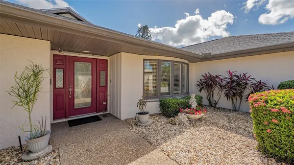 Property Slideshow image 3 of 87 | 5692 country lakes dr, Sarasota, FL, 34243