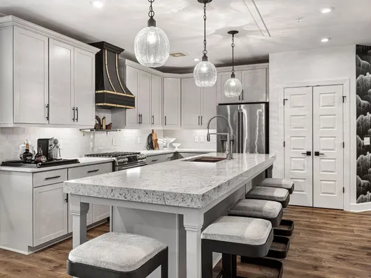 Property Slideshow image 3 of 55 | 141 saundersville rd 2207, Hendersonville, TN, 37075