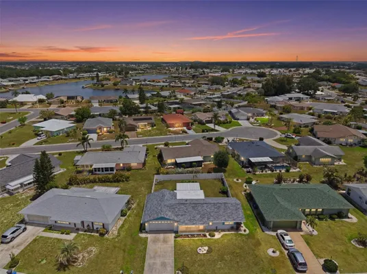 Property Slideshow image 2 of 43 | 1739 coco palm cir, Sun City Center, FL, 33573