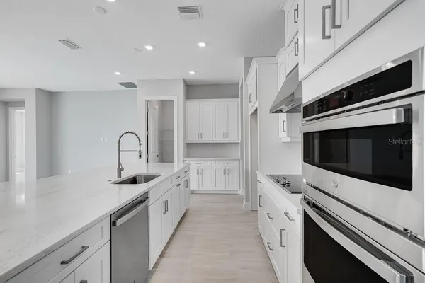 Property Slideshow image 3 of 37 | 5652 nevis ter, Kissimmee, FL, 34758