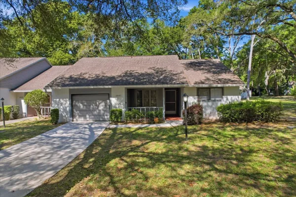 Property Slideshow image 2 of 46 | 3840 n parkside village ter, Beverly Hills, FL, 34465