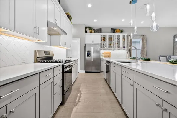 Property Slideshow image 3 of 40 | 2051 flora pass pl, Kissimmee, FL, 34747