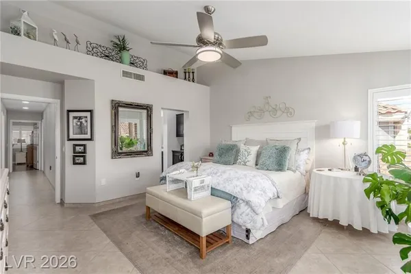 Property Slideshow image 3 of 30 | 2456 desert glen dr, Las Vegas, NV, 89134