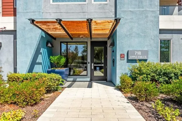 Property Slideshow image 3 of 51 | 718 eppleton ln 303, Foster City, CA, 94404