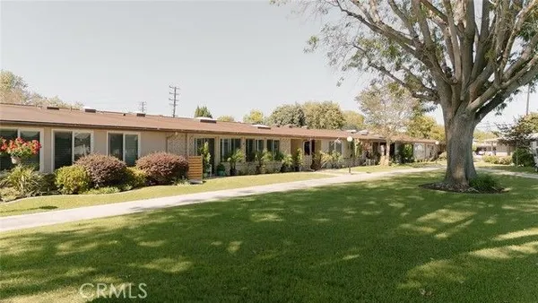 Property Slideshow image 3 of 63 | 13081 del monte dr, Seal Beach, CA, 90740