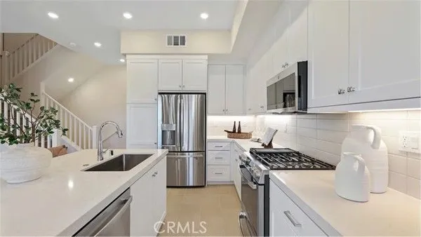 Property Slideshow image 3 of 25 | 1295 snowberry pl, Montebello, CA, 90640