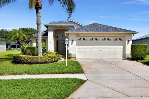 Property Slideshow image 2 of 39 | 1741 arbor knoll loop, Trinity, FL, 34655