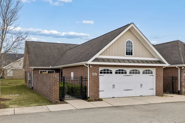 Property Slideshow image 2 of 53 | 395 devon chase hl 4801, Gallatin, TN, 37066