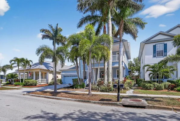 Property Slideshow image 3 of 54 | 416 manns harbor dr, Apollo Beach, FL, 33572