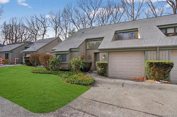 Property Slideshow image 3 of 32 | 443 heritage hls a, Somers, NY, 10589