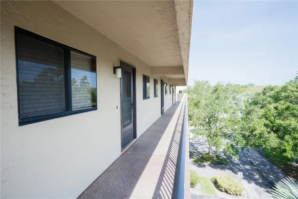 Property Slideshow image 2 of 26 | 1846 golfview dr # 1846, Tarpon Springs, FL, 34689