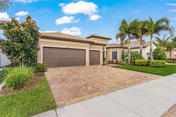 Property Slideshow image 3 of 34 | 12437 golden sage rd, Sarasota, FL, 34238