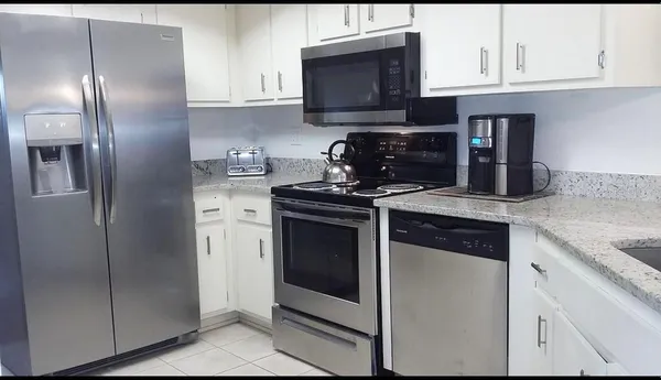 Property Slideshow image 2 of 21 | 8532 sw 109th lane rd, Ocala, FL, 34481