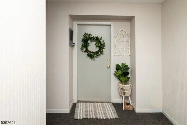 Property Slideshow image 3 of 39 | 31 drake way, Roxbury Twp, NJ, 07836
