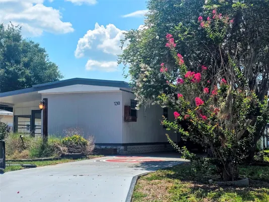 Property Slideshow image 3 of 14 | 730 royal palm ave, Lady Lake, FL, 32159